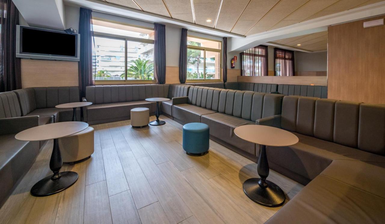 Golden Avenida Family Suites 4* Salou Ngoại thất bức ảnh