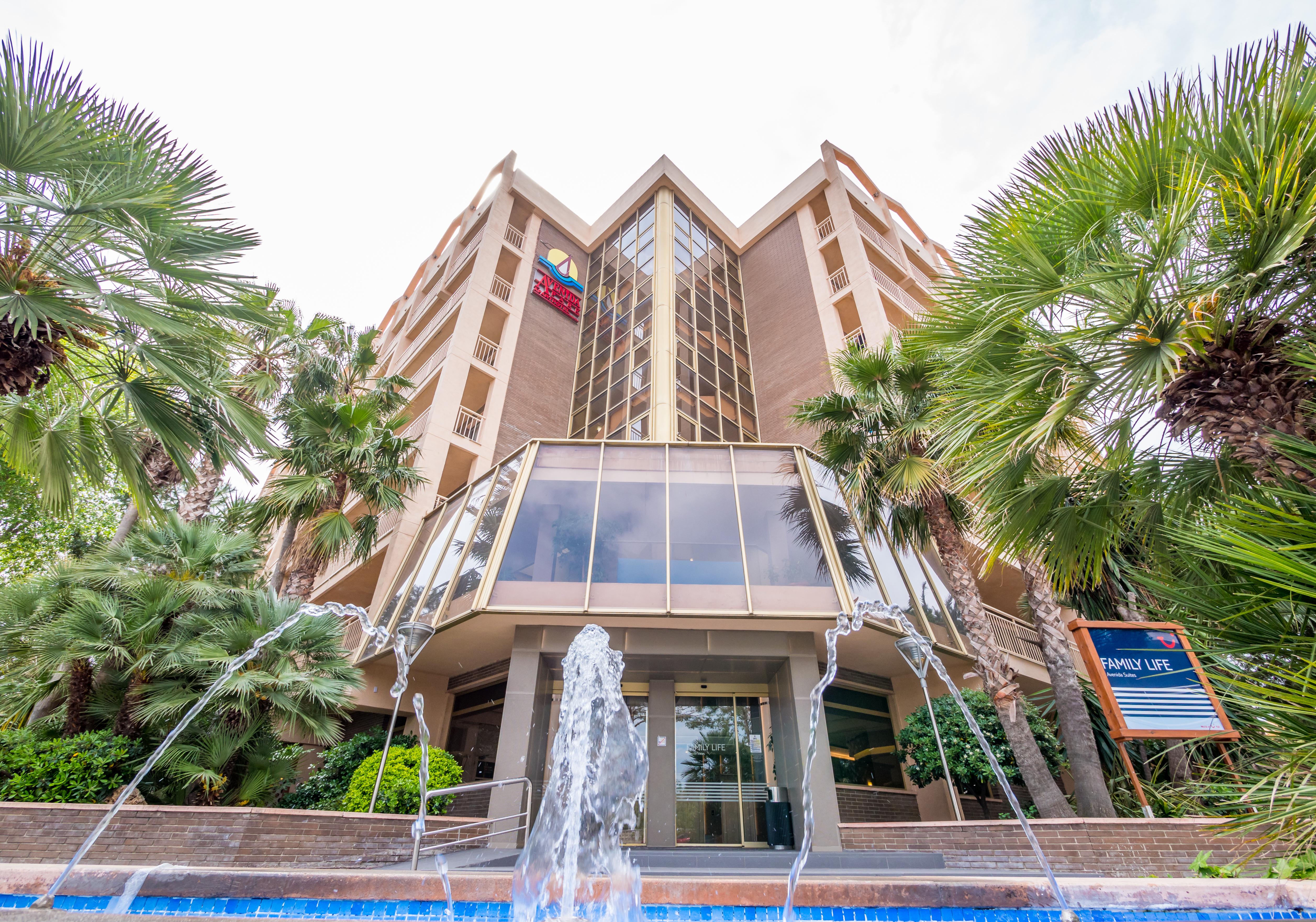 Golden Avenida Family Suites 4* Salou Ngoại thất bức ảnh