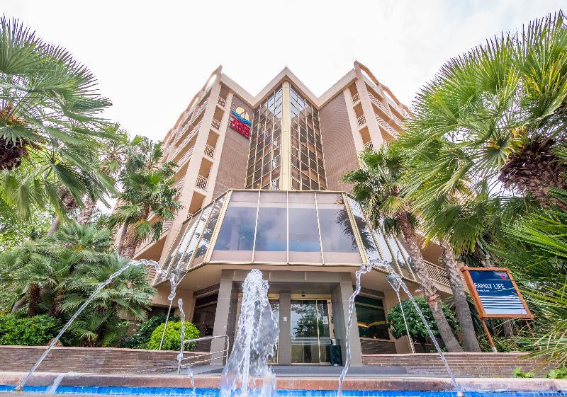 Golden Avenida Family Suites 4* Salou Ngoại thất bức ảnh